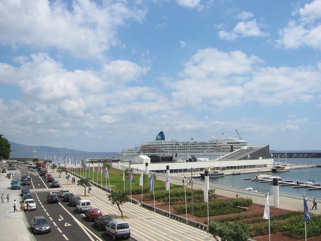 Solmar Alojamentos Ponta Delgada Kültér fotó